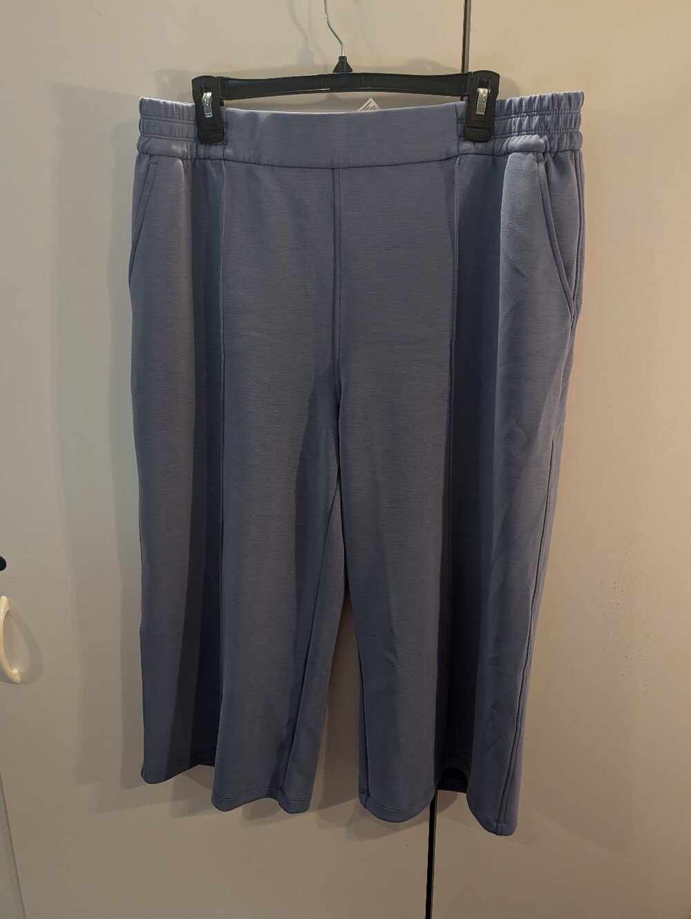 G4 Free Woman's XXL Light Blue Capri Wide-Leg Knit Pants NWT